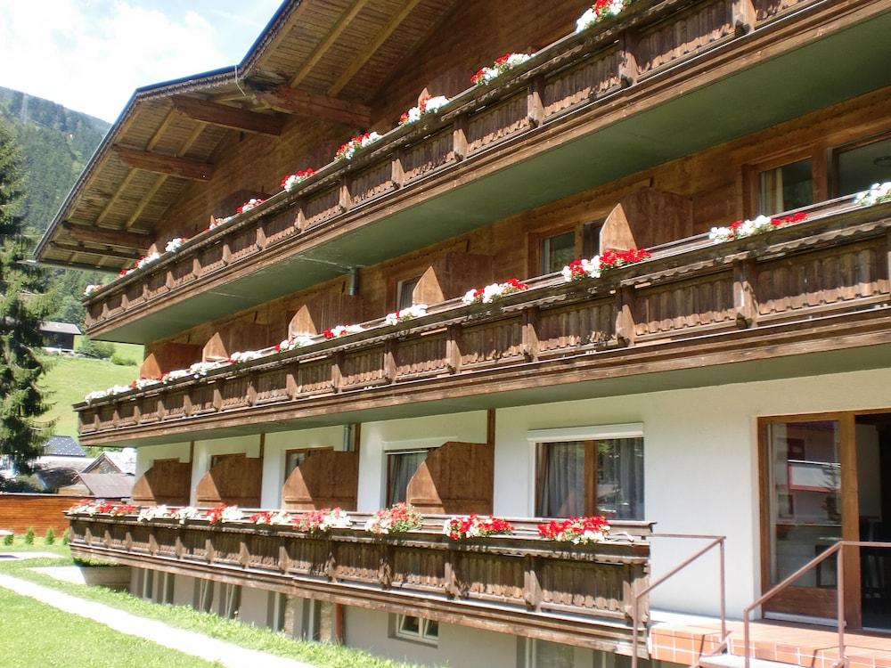 First Mountain Hotel Zillertal Aschau Im Zillertal Dış mekan fotoğraf