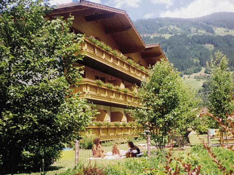 First Mountain Hotel Zillertal Aschau Im Zillertal Dış mekan fotoğraf